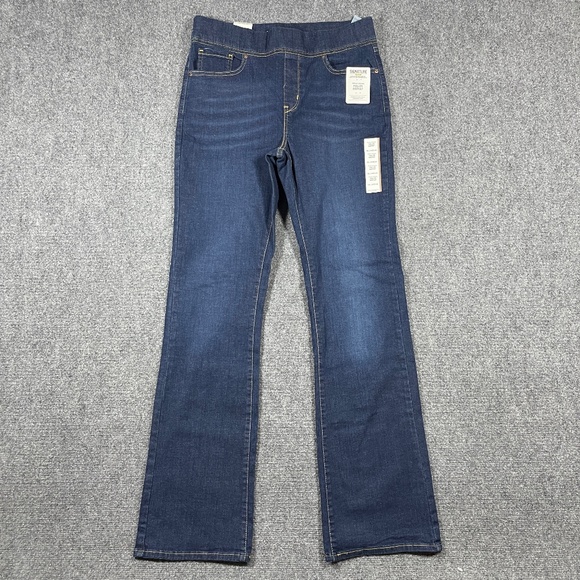 NWT Levis Signature Pull On Bootcut Totally Shaping Jeans Dark Wash Size 30x34 - Picture 2 of 11